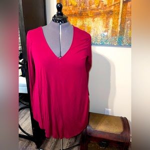 Plus Size super soft long sleeve v neck front and back. Size 3x.